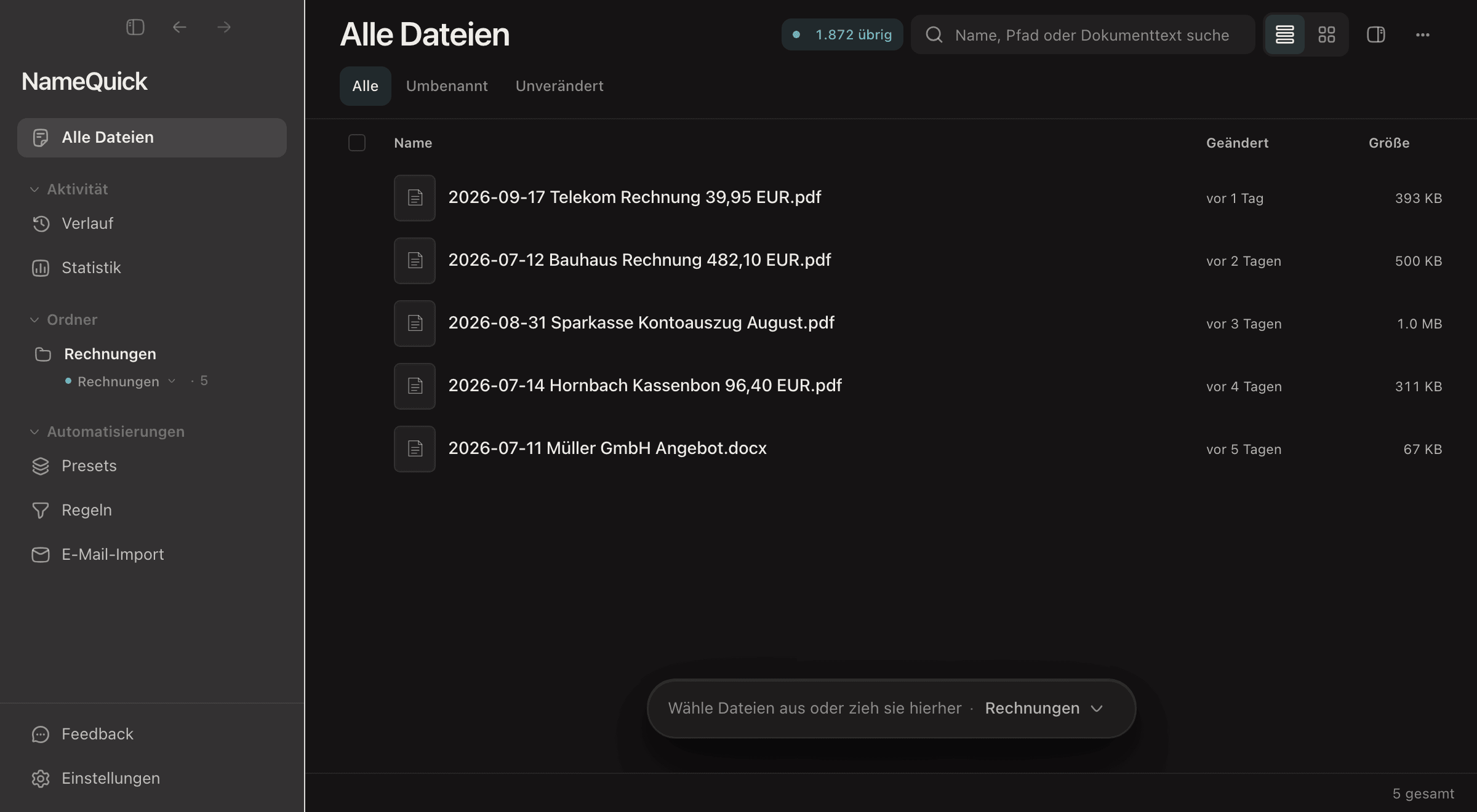 NameQuick 3: In der Seitenleiste wird Downloads hinzugefügt und bekommt das Preset Rechnungen. Danach landen zwei neue Dateien darin und werden beim Eintreffen umbenannt.